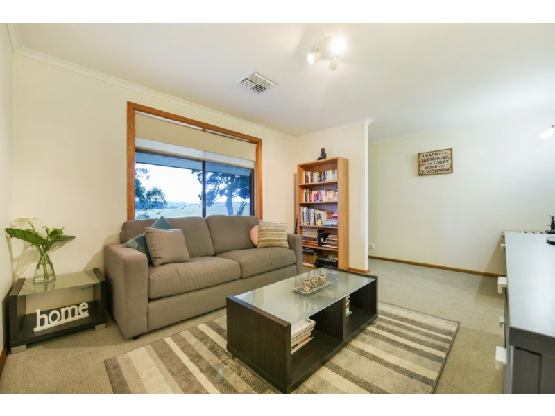 24 Arthur Road, Mount Compass SA 5210