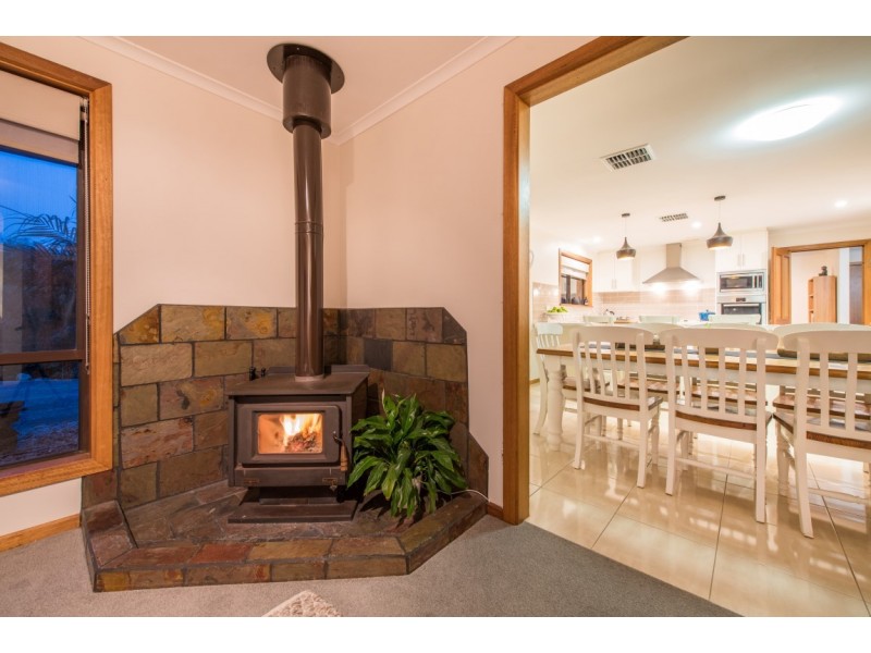 24 Arthur Road, Mount Compass SA 5210