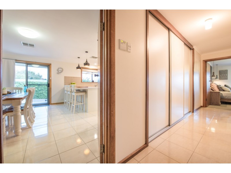 24 Arthur Road, Mount Compass SA 5210