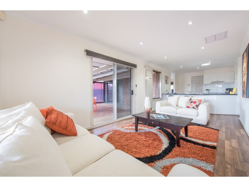 5 Sherebrooke Boulevard, Woodcroft SA 5162