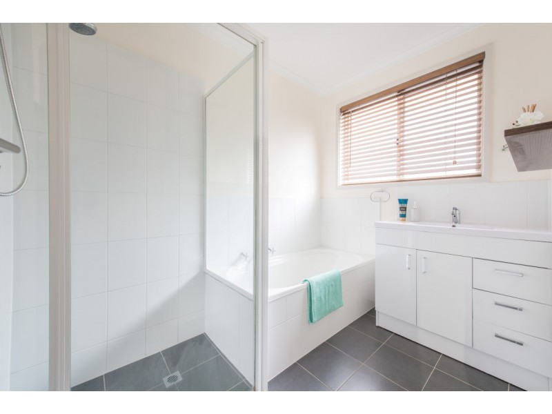 5 Sherebrooke Boulevard, Woodcroft SA 5162