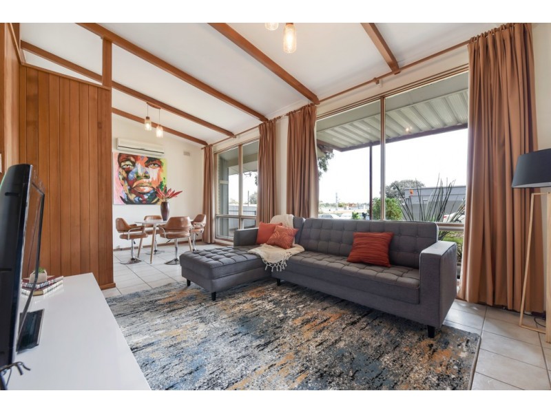 16 Stanley Street, Morphett Vale SA 5162