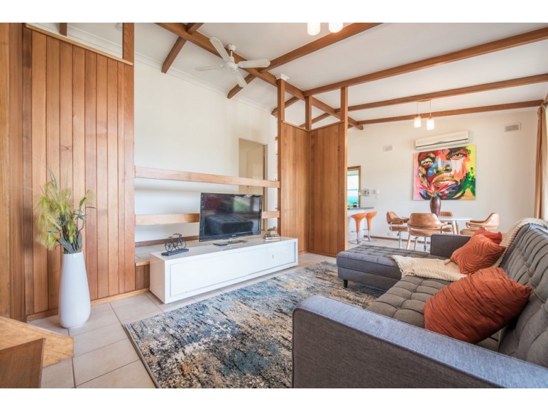 16 Stanley Street, Morphett Vale SA 5162