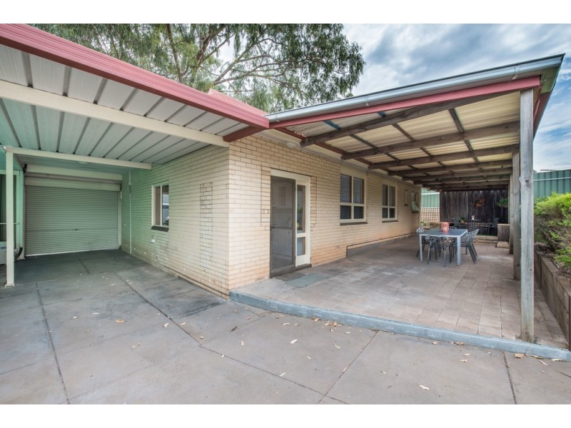 16 Stanley Street, Morphett Vale SA 5162