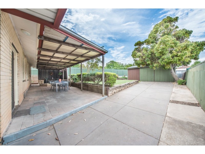 16 Stanley Street, Morphett Vale SA 5162