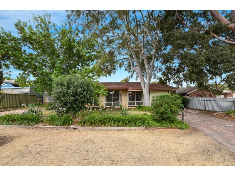 16 Stanley Street, Morphett Vale SA 5162