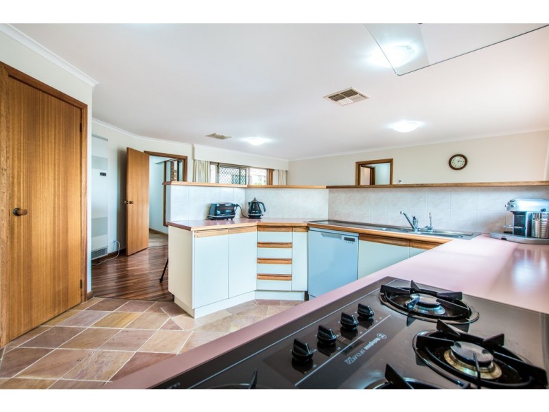 46 Jagger Crescent, Woodcroft SA 5162