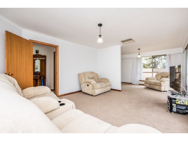 46 Jagger Crescent, Woodcroft SA 5162