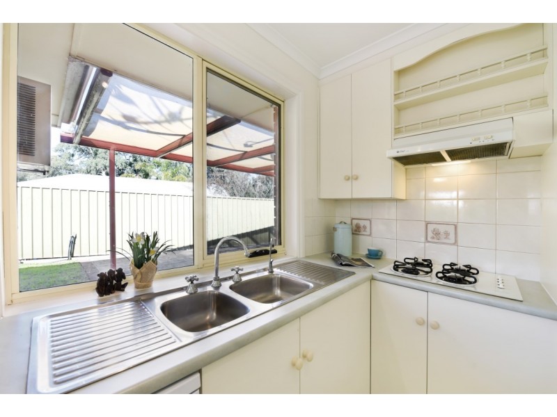 13 Lorikeet Grove, Flagstaff Hill SA 5159