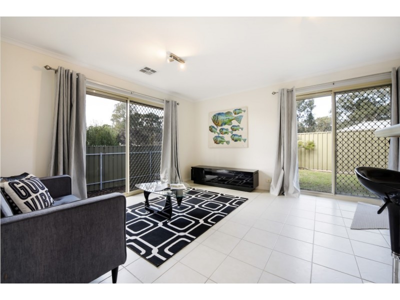 13 Lorikeet Grove, Flagstaff Hill SA 5159
