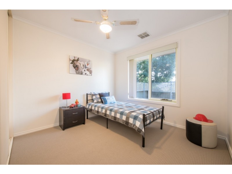 13 Lorikeet Grove, Flagstaff Hill SA 5159