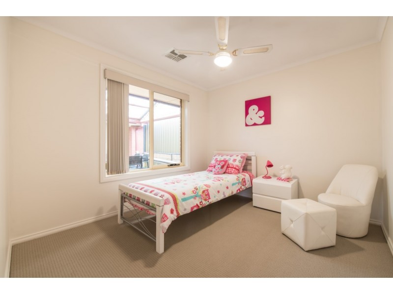 13 Lorikeet Grove, Flagstaff Hill SA 5159