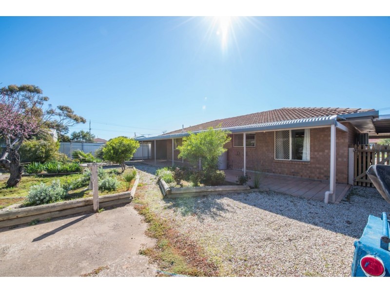 22 Seaview Street, Aldinga Beach SA 5173