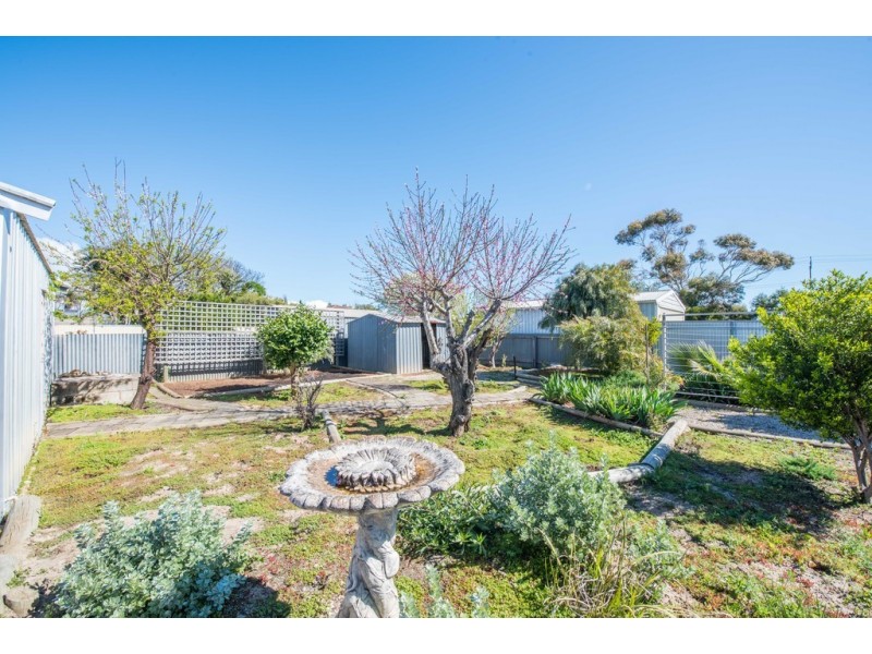 22 Seaview Street, Aldinga Beach SA 5173