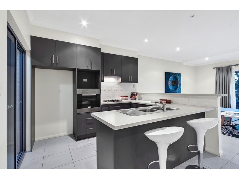 70 Hindmarsh Circuit, Mawson Lakes SA 5095