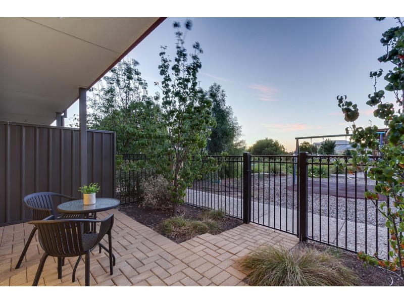 70 Hindmarsh Circuit, Mawson Lakes SA 5095