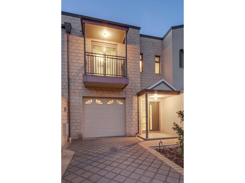70 Hindmarsh Circuit, Mawson Lakes SA 5095