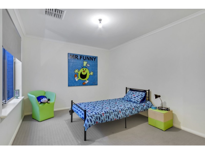 70 Hindmarsh Circuit, Mawson Lakes SA 5095