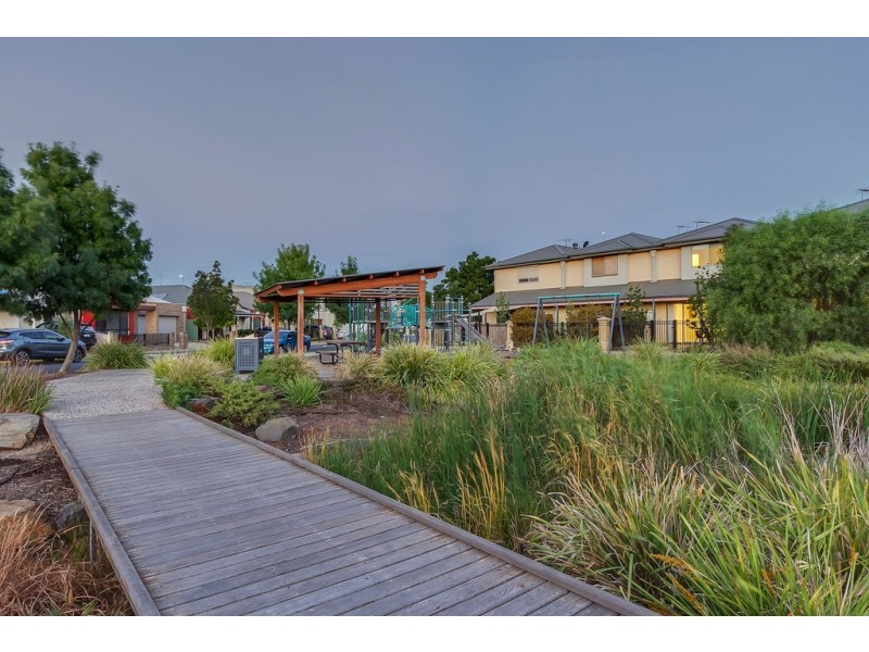 70 Hindmarsh Circuit, Mawson Lakes SA 5095