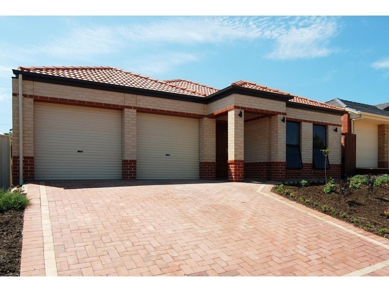 11 Antonio Street, Huntfield Heights SA 5163