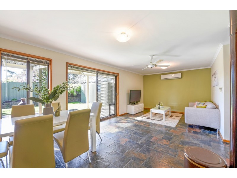 15 Scarvell Avenue, Trott Park SA 5158