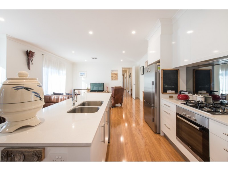 32 Kelvin Avenue, Warradale SA 5046