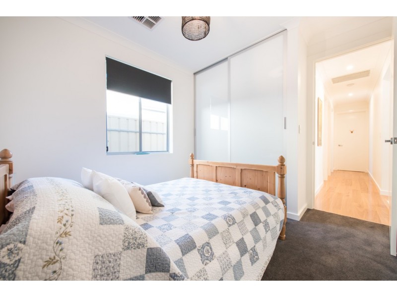 32 Kelvin Avenue, Warradale SA 5046