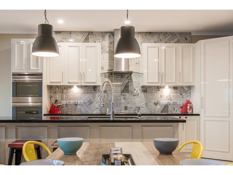 48 Horseshoe Drive, Woodcroft SA 5162