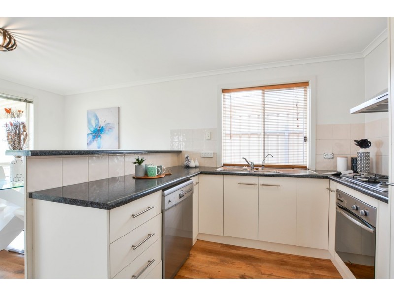 5 McGuire Court, Hackham SA 5163