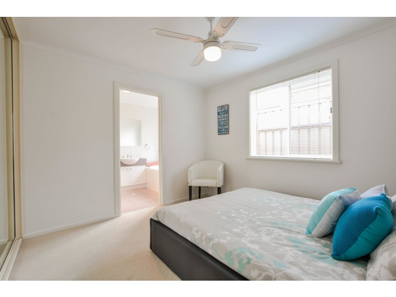 5 McGuire Court, Hackham SA 5163