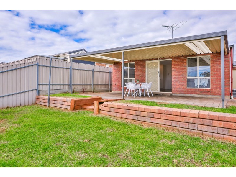 5 McGuire Court, Hackham SA 5163