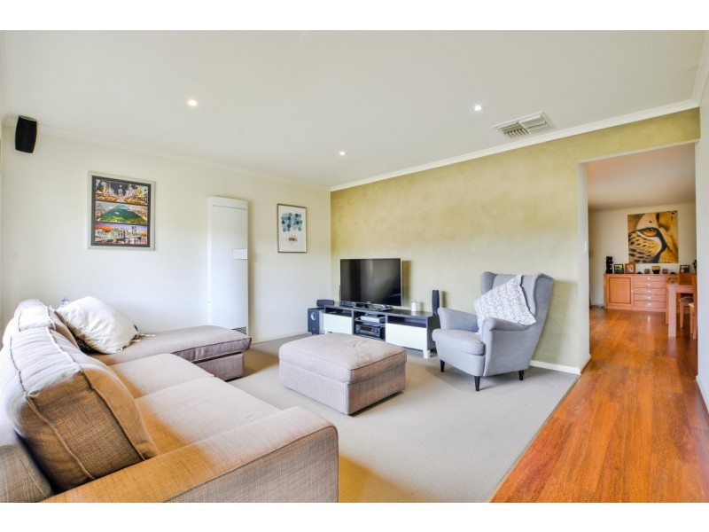 25 Jimmy Watson Drive, Woodcroft SA 5162