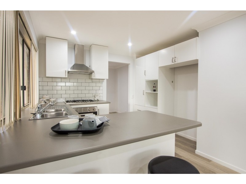 42 Investigator Drive, Woodcroft SA 5162