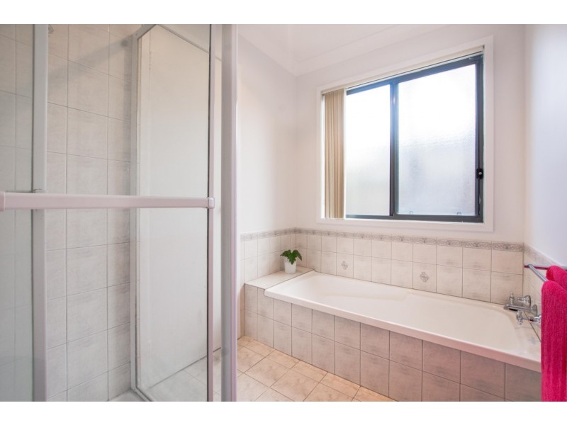 42 Investigator Drive, Woodcroft SA 5162