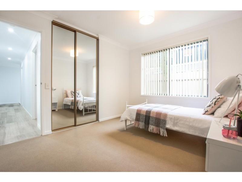 42 Investigator Drive, Woodcroft SA 5162