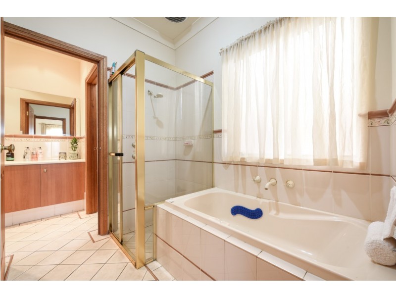 160 Grand Boulevard, Seaford Rise SA 5169