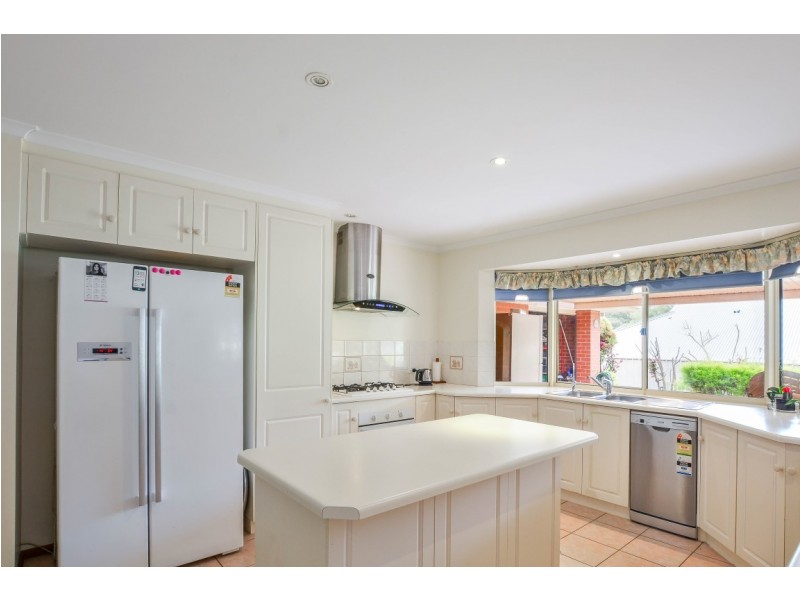 8 Jordan Court, Aberfoyle Park SA 5159