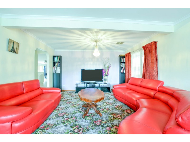 8 Jordan Court, Aberfoyle Park SA 5159