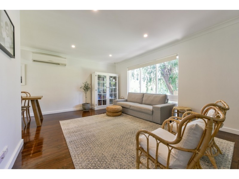 62 Collins parade, Hackham SA 5163