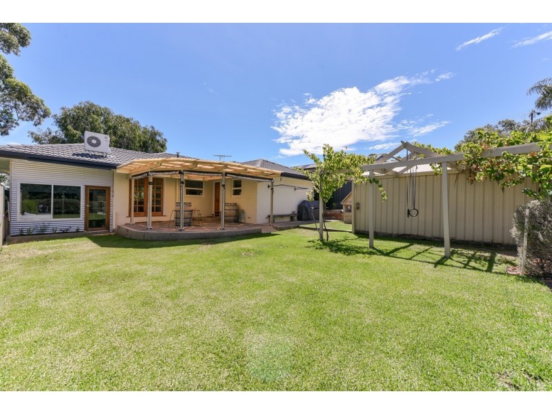 62 Collins parade, Hackham SA 5163