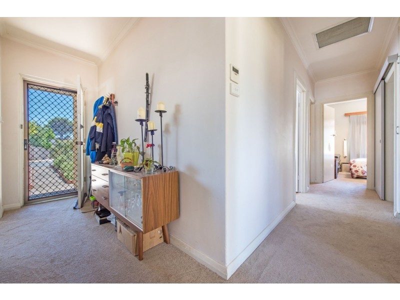 30 Graham Avenue, Hackham SA 5163