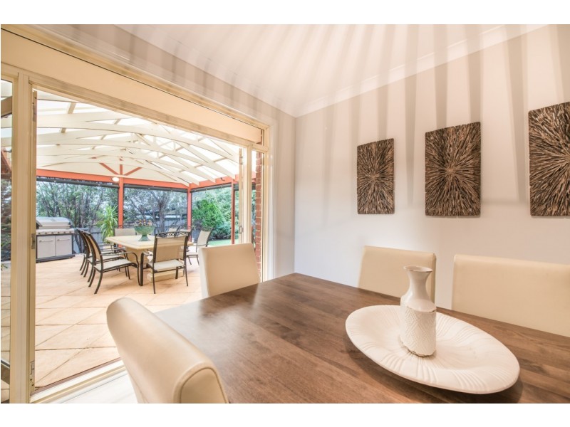 43 Horseshoe Drive, Woodcroft SA 5162