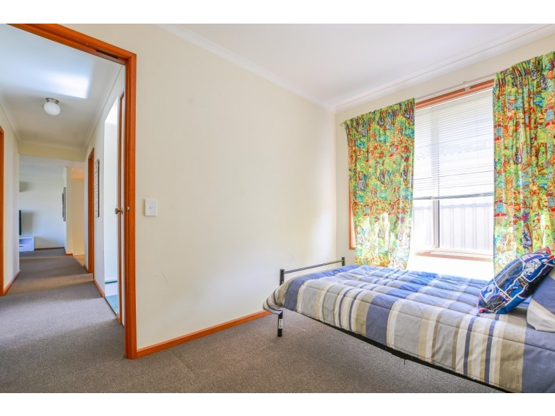 26 Shoalwater Crescent, Seaford Rise SA 5169