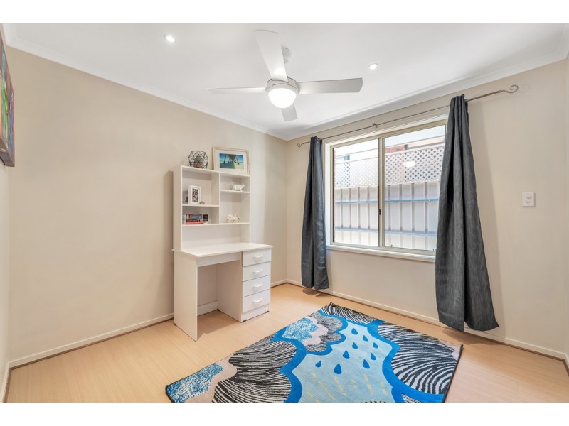 44 Tobin Crescent, Woodcroft SA 5162