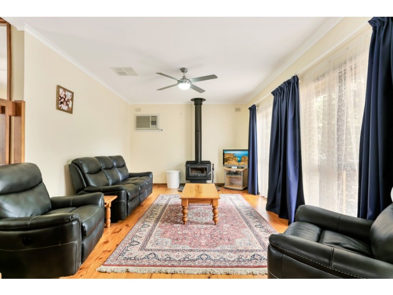 4 Deepdene Crescent, O’halloran Hill SA 5158