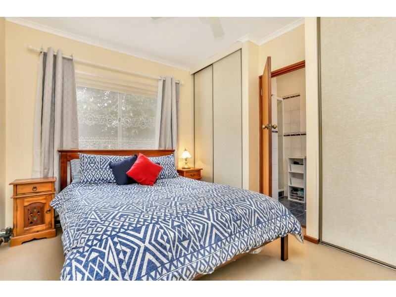 4 Deepdene Crescent, O’halloran Hill SA 5158