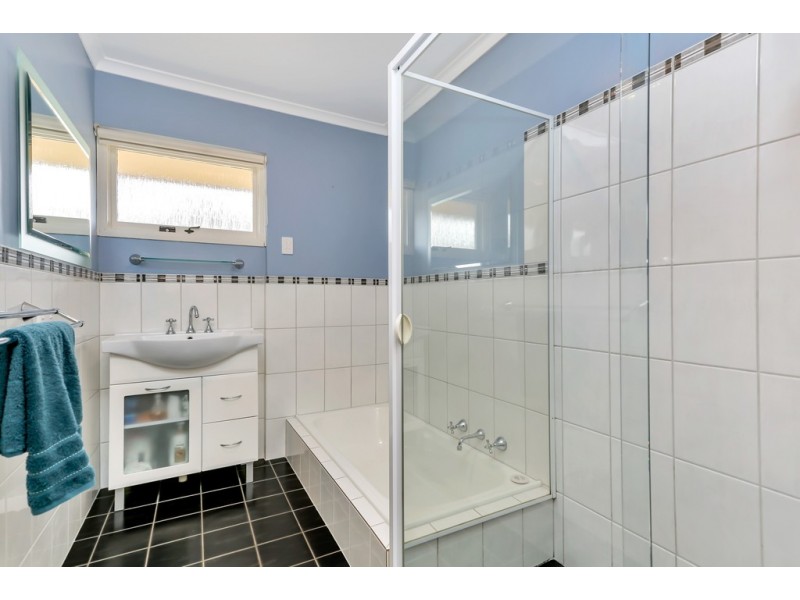 4 Deepdene Crescent, O’halloran Hill SA 5158