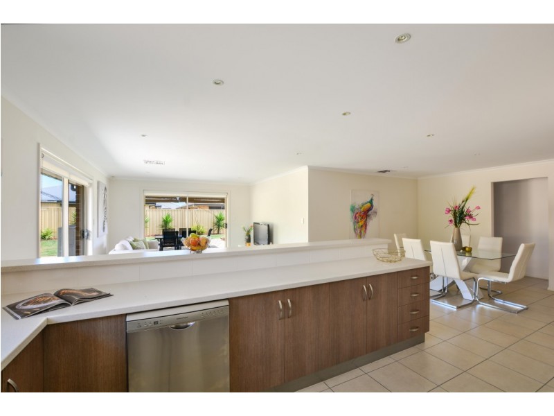 10 Casuarina Avenue, Aldinga Beach SA 5173