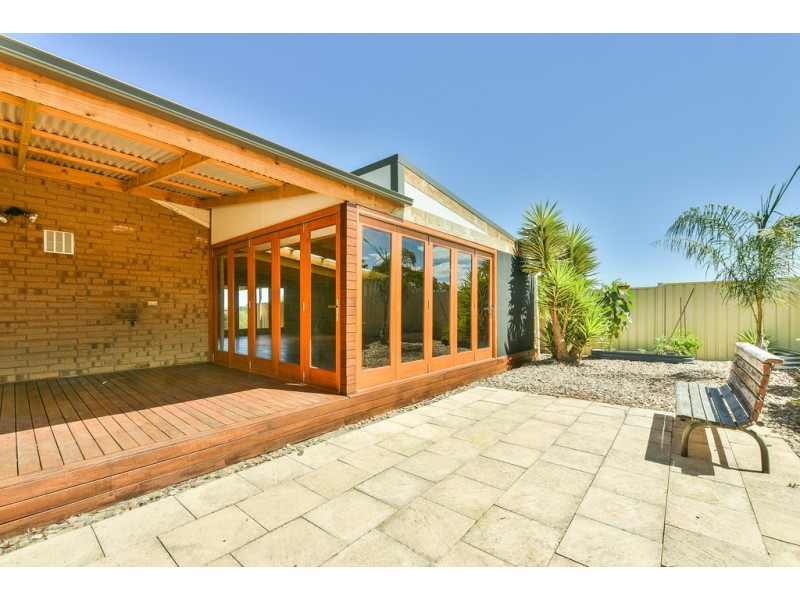 5 Glamis Court, Noarlunga Downs SA 5168