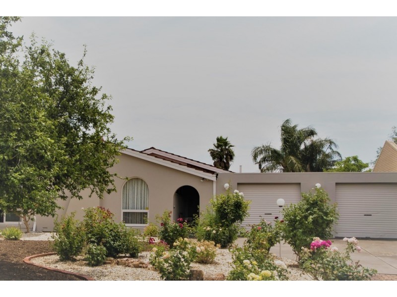 7 Braes Close, Happy Valley SA 5159